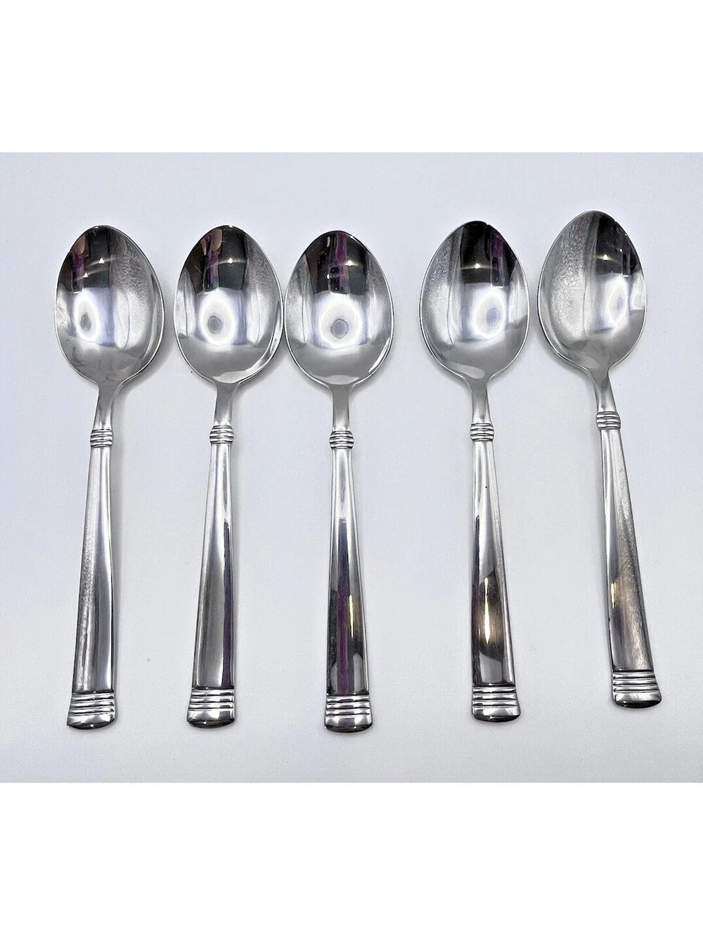 Pfaltzgraff Linear 18/0 Stainless Flatware Silverware 5 pcs Tablespoons 3046.8